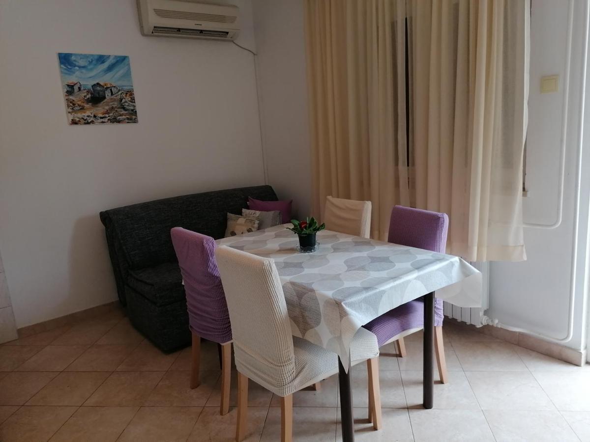 Casa Lidija Apartment Ровин Екстериор снимка