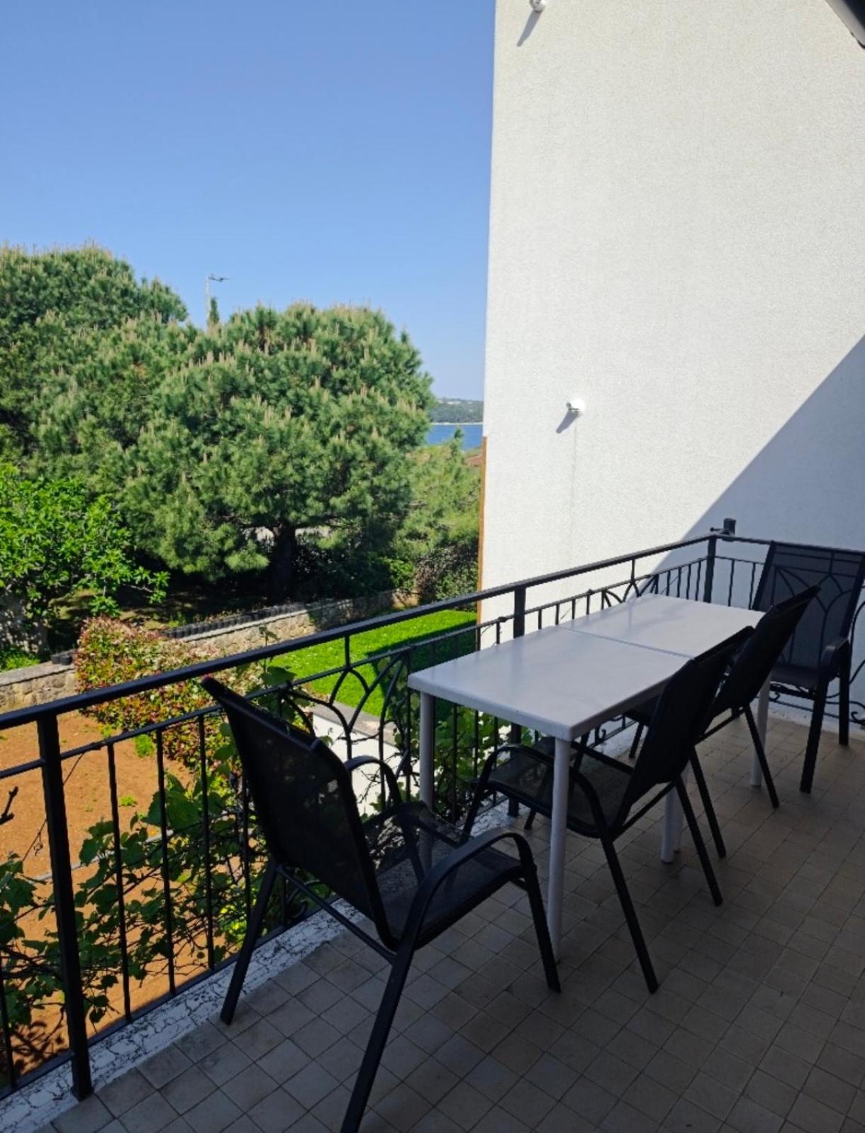 Casa Lidija Apartment Ровин Екстериор снимка